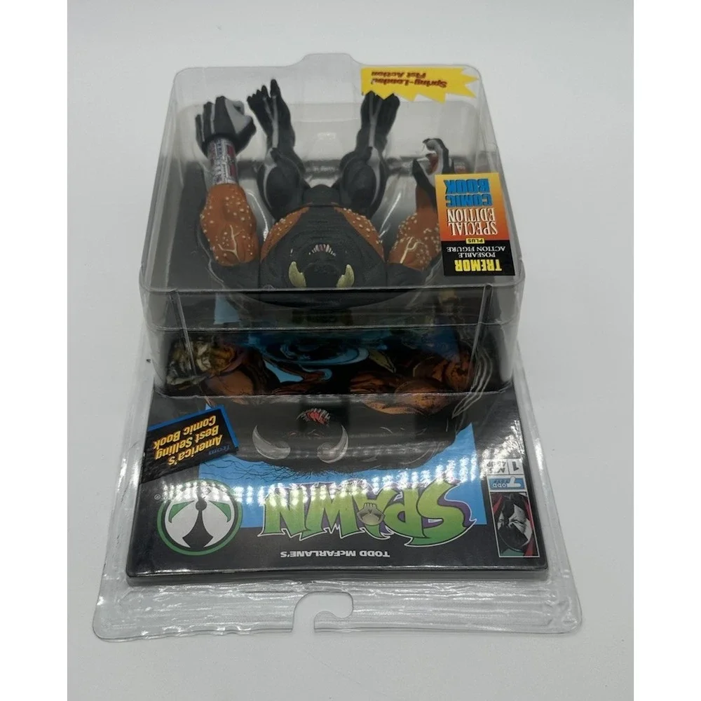 MCFARLANE TOYS SPAWN SERIES 1 TREMOR ACTION FIGURE W/ COMIC BOOK 1994